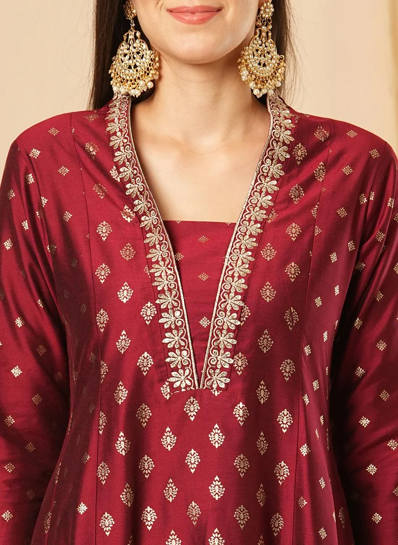 globus Maroon Globus Women Ethnic Motifs Printed Panelled Thread Work Kurta With Trousers Festive Set for Women | Best Price UAE